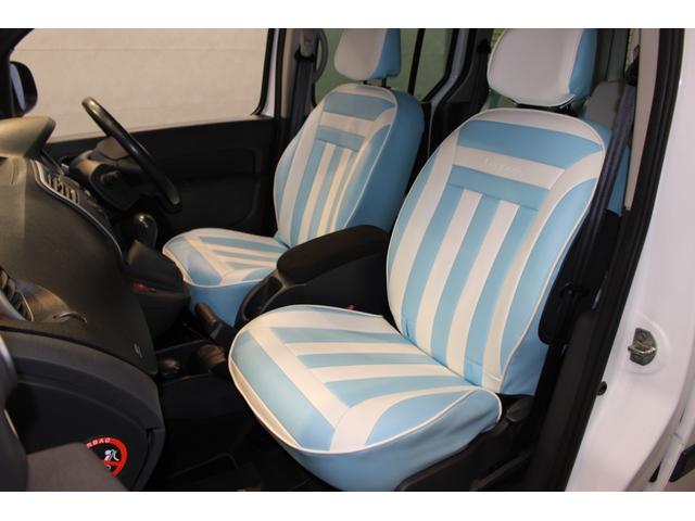 カングー ゼン　１オナ　ディーラー点検記録簿１９枚　ＹＡＫＩＭＡルーフラック　ＣＡＢＡＮＡシート　純正ナビ　リアモニター　ＯＺアルミホイール　ＦＯＣＡＬオーディオ　カロッツェリア製サブウーファー　ＨＩＤヘッドライト（36枚目）