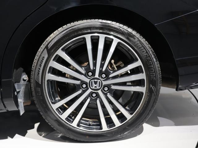 オデッセイ アブソルート　雹災車　あんしんパッケージ　ＬＥＤヘッドライト　左側電動スライドドア　２列目プレミアムクレイドルシート　純正ナビ　Ｂｌｕｅｔｏｏｔｈ接続　リア席モニター　ＥＴＣ　１８インチアルミホイール　Ｒカメ　ＡＣ（18枚目）