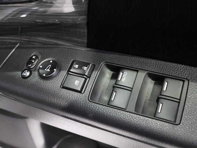 オデッセイ アブソルート　雹災車　あんしんパッケージ　ＬＥＤヘッドライト　左側電動スライドドア　２列目プレミアムクレイドルシート　純正ナビ　Ｂｌｕｅｔｏｏｔｈ接続　リア席モニター　ＥＴＣ　１８インチアルミホイール　Ｒカメ　ＡＣ（22枚目）