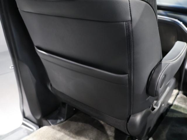 オデッセイ アブソルート　雹災車　あんしんパッケージ　ＬＥＤヘッドライト　左側電動スライドドア　２列目プレミアムクレイドルシート　純正ナビ　Ｂｌｕｅｔｏｏｔｈ接続　リア席モニター　ＥＴＣ　１８インチアルミホイール　Ｒカメ　ＡＣ（54枚目）