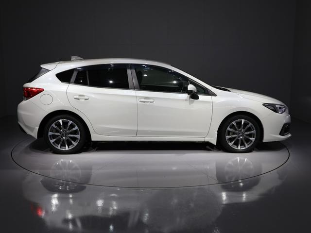 インプレッサスポーツ 2.0i-Lアイサイト 運転支援機能 衝突軽減ブレーキ アイドリングストップ セキュリティアラーム純正ナビ バックカメラ Bluetooth接続 ドライブレコーダー ニーエアバッグETC 衝突被害軽減 パワーウィンドウ(9枚目)