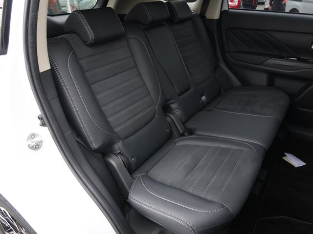 アウトランダーPHEV Gセーフティパッケージ 4WD ワンオーナー 禁煙車 クラリオン製メモリーナビ 全方位カメラ ETC 100V1500W電源 誤発進抑制機能付き衝突被害軽減ブレーキ レーダークルーズコントロール パーキングセンサー シートヒーター(71枚目)