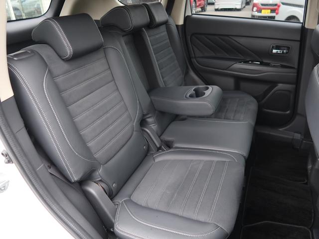 アウトランダーPHEV Gセーフティパッケージ 4WD ワンオーナー 禁煙車 クラリオン製メモリーナビ 全方位カメラ ETC 100V1500W電源 誤発進抑制機能付き衝突被害軽減ブレーキ レーダークルーズコントロール パーキングセンサー シートヒーター(72枚目)