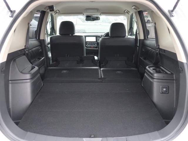 アウトランダーPHEV Gセーフティパッケージ 4WD ワンオーナー 禁煙車 クラリオン製メモリーナビ 全方位カメラ ETC 100V1500W電源 誤発進抑制機能付き衝突被害軽減ブレーキ レーダークルーズコントロール パーキングセンサー シートヒーター(75枚目)