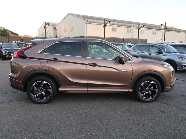 エクリプスクロスPHEV P 4WD 社有車UP マイパイロットクルーズコントロール スマホ連携ナビ 全方位カメラ 誤発進抑制機能付き衝突被害軽減ブレーキ 後側方車両検知 100V1500W電源 電動テールゲート前後シートヒーター(28枚目)