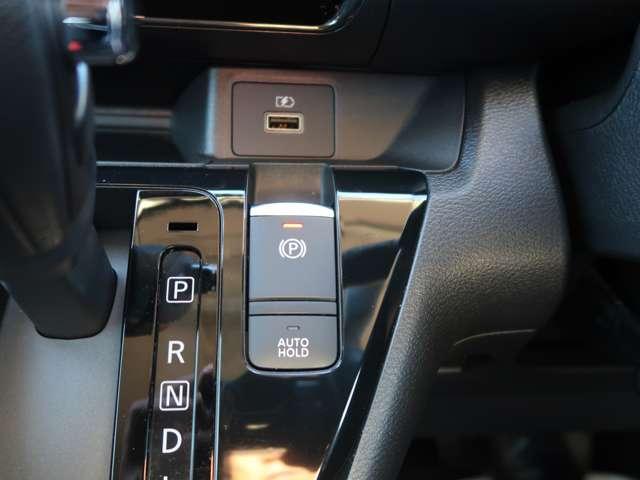 eKクロス T プレミアム 2WD メモリーナビ 衝突軽減ブレーキ(8枚目)