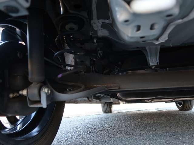 eKクロス T プレミアム 2WD メモリーナビ 衝突軽減ブレーキ(17枚目)