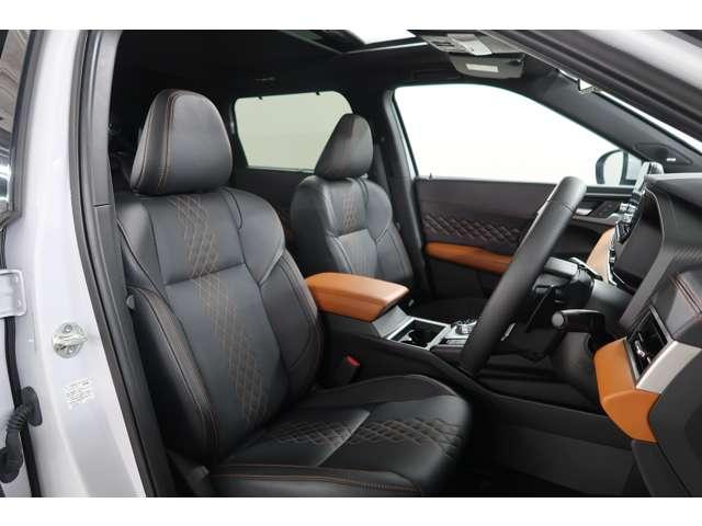 アウトランダーPHEV P 4WD 禁煙 社有車UP 電動パノラマサンルーフ スマホ連携ナビ BOSEサウンドシステム 移動物検知全方位カメラ 本革シート 前席左右パワーシート マイパイロットクルーズコントロール 誤発進抑制機能(8枚目)