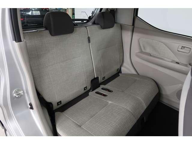 eKワゴン M 2WD ワンオーナー 禁煙 ベンチシート メモリーナビ ワンセグ ETC AS&G 運転席・助手席シートヒーター 前後パーキングセンサー リヤワイパー プライバシーガラス(9枚目)
