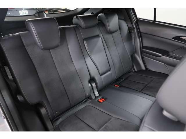 エクリプスクロスPHEV P 電池残容量89% 禁煙車 スマホ連携8型ナビ 全方位カメラ ハーフレザーシート 運転席パワーシート 運転席・助手席シートヒーター ステアリングヒーター レーダークルーズコントロール ETC2.0(9枚目)