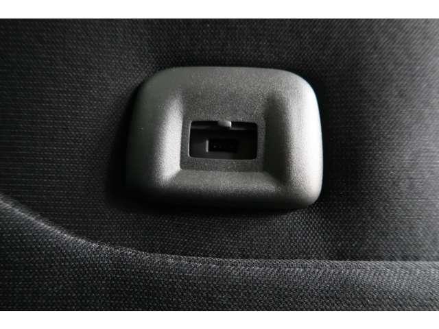 eKクロススペース T 2WD 禁煙 9型ナビ 先進安全・快適PKG(16枚目)