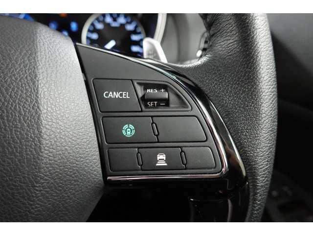 エクリプスクロスＰＨＥＶ Ｐ　禁煙　社有車　電動サンルーフ　電気温水（4枚目）