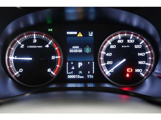 デリカＤ：５ Ｇ　パワーパッケージ　雹害修理済車　７人　登録済未使用車（12枚目）