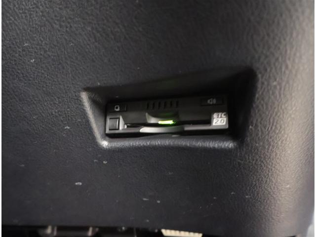 シエンタ ハイブリッドＧ　クエロ　点検記録簿　地デジＴＶ　盗難防止　横滑り防止　ＬＥＤライト　クルコン　スマートキー　ＥＴＣ　バックモニタ　ＤＶＤ　１００Ｖ電源　オ－トエアコン　メモリ－ナビ　エアバッグ　ＡＷ　３列シート　ナビ＆ＴＶ（14枚目）