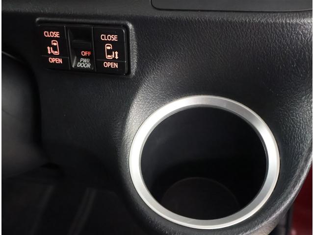 シエンタ ハイブリッドＧ　クエロ　点検記録簿　地デジＴＶ　盗難防止　横滑り防止　ＬＥＤライト　クルコン　スマートキー　ＥＴＣ　バックモニタ　ＤＶＤ　１００Ｖ電源　オ－トエアコン　メモリ－ナビ　エアバッグ　ＡＷ　３列シート　ナビ＆ＴＶ（17枚目）