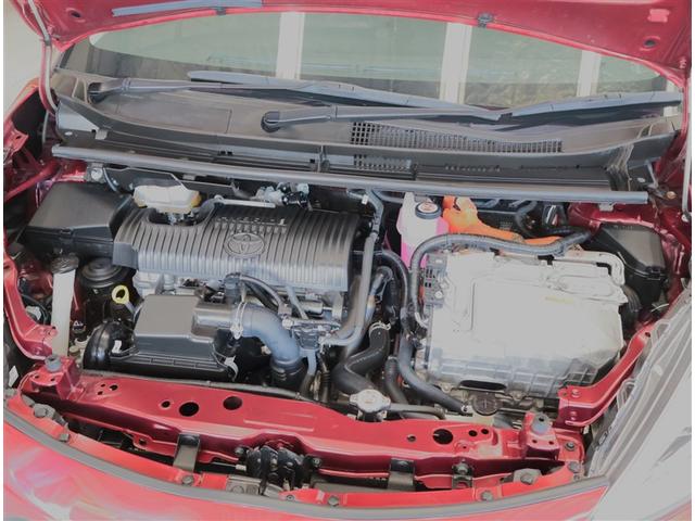 シエンタ ハイブリッドＧ　クエロ　点検記録簿　地デジＴＶ　盗難防止　横滑り防止　ＬＥＤライト　クルコン　スマートキー　ＥＴＣ　バックモニタ　ＤＶＤ　１００Ｖ電源　オ－トエアコン　メモリ－ナビ　エアバッグ　ＡＷ　３列シート　ナビ＆ＴＶ（23枚目）