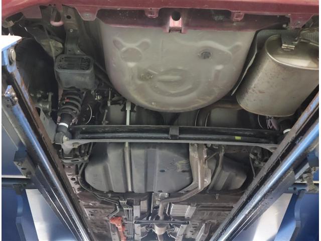 シエンタ ハイブリッドＧ　クエロ　点検記録簿　地デジＴＶ　盗難防止　横滑り防止　ＬＥＤライト　クルコン　スマートキー　ＥＴＣ　バックモニタ　ＤＶＤ　１００Ｖ電源　オ－トエアコン　メモリ－ナビ　エアバッグ　ＡＷ　３列シート　ナビ＆ＴＶ（24枚目）