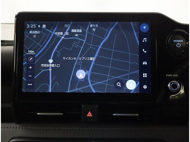 ヴォクシー ハイブリッドＳ－Ｚ　パワーウィンドウ　ＤＶＤ再生機能　インテリキー　横滑防止装置　地デジＴＶ　アクティブクルーズコントロール　フルオートエアコン　リアカメラ　エアバッグ　ＡＢＳ　１００Ｖ充電　ナビＴＶ　ＷＡＣ　キーレス（8枚目）