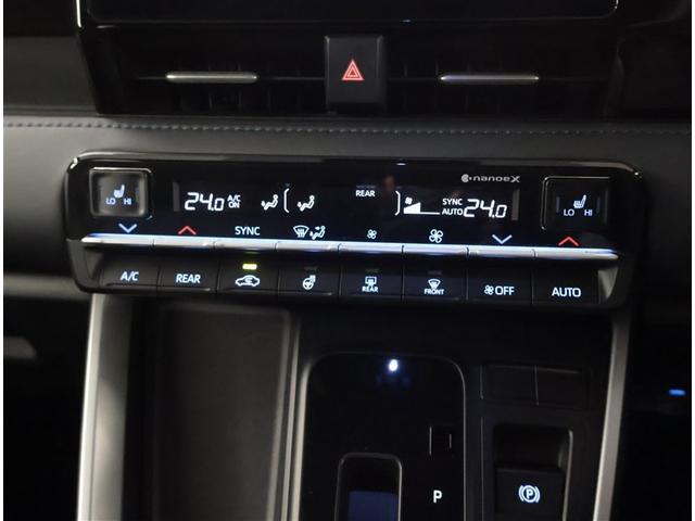 ヴォクシー ハイブリッドＳ－Ｚ　パワーウィンドウ　ＤＶＤ再生機能　インテリキー　横滑防止装置　地デジＴＶ　アクティブクルーズコントロール　フルオートエアコン　リアカメラ　エアバッグ　ＡＢＳ　１００Ｖ充電　ナビＴＶ　ＷＡＣ　キーレス（10枚目）