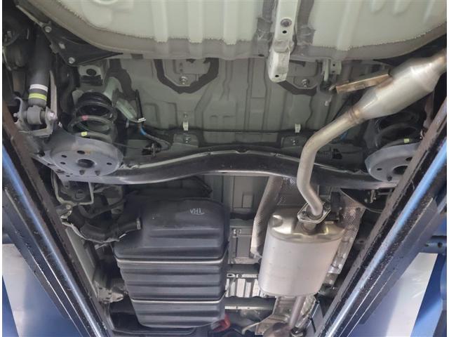 ヴォクシー ハイブリッドＳ－Ｚ　パワーウィンドウ　ＤＶＤ再生機能　インテリキー　横滑防止装置　地デジＴＶ　アクティブクルーズコントロール　フルオートエアコン　リアカメラ　エアバッグ　ＡＢＳ　１００Ｖ充電　ナビＴＶ　ＷＡＣ　キーレス（21枚目）