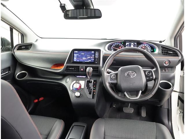 シエンタ Ｇ　クエロ　軽減ブレーキ　両側自動ドア　Ｉストップ　後カメラ　デュアルエアバック　パワーウィンドウ　フルオートエアコン　ＤＶＤ再生可　ＬＥＤヘッド　ナビ＆ＴＶ　スマキー　ＶＳＣ　３列　キーレス　アルミ　エアバッグ（5枚目）