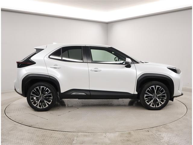 ヤリスクロス Z バックモニタ 横滑り防止システム ナビ&TV イモビ カーテンエアバッグ クルーズC エアコン スマートキ- アルミ 地デジ キーフリー パワステ ダブルエアバック LEDヘット エアバッグ 記録簿有(4枚目)