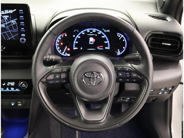 ヤリスクロス Z バックモニタ 横滑り防止システム ナビ&TV イモビ カーテンエアバッグ クルーズC エアコン スマートキ- アルミ 地デジ キーフリー パワステ ダブルエアバック LEDヘット エアバッグ 記録簿有(6枚目)