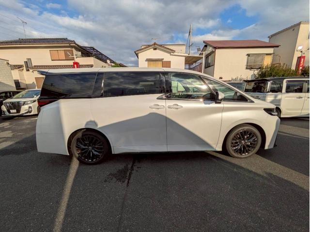 ヴェルファイア Ｚ　プレミア　左右独立ムーンルーフ　デジタルインナーミラー　後席モニター　ＥＴＣ２．０　ヘッドアップディスプレイ　パノラミックビューモニター　後席用パワーサンシェード　純正ＡＷ１９インチ　ワンオーナー　禁煙　４ＷＤ（42枚目）