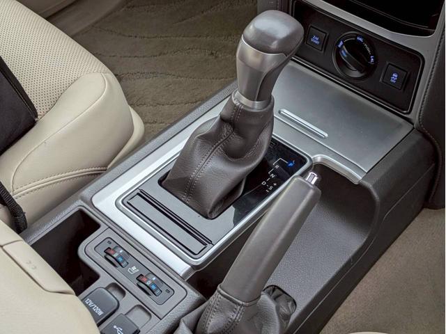 ランドクルーザープラド TX Lパッケージ マットブラックエディション ALPAINE製デジタルインナーミラー+ドラレコ パノラミックビューモニター バックカメラ マットブラック ムーンルーフ BSM パワーシート Bluetooth ETC2.0 ステップ(29枚目)