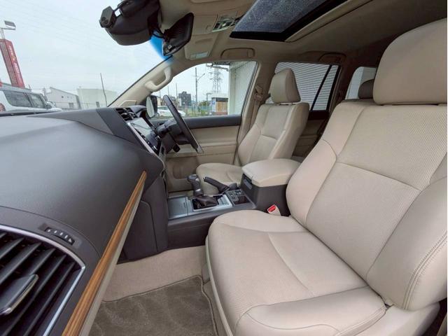 ランドクルーザープラド TX Lパッケージ マットブラックエディション ALPAINE製デジタルインナーミラー+ドラレコ パノラミックビューモニター バックカメラ マットブラック ムーンルーフ BSM パワーシート Bluetooth ETC2.0 ステップ(35枚目)