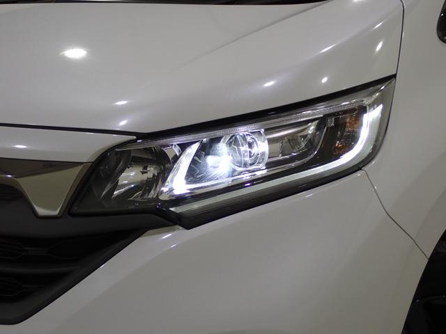 フリードハイブリッド ハイブリッド・Gブラックスタイル LEDヘッドライト+LEDアクティブコーナリングライト BLACK STYLE専用装備(41枚目)