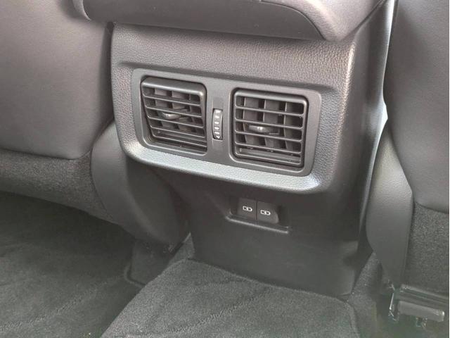 ハリアー Ｚ　調光パノラマルーフ　１２．３インチＴ－Ｃｏｎｎｅｃｔナビ＋３６０カメラ　デジタルインナーミラー＋ドラレコ　ＪＢＬサウンド　ＥＴＣ２．０　ＡＣＣ　ＢＳＭ　カラーヘッドアップディスプレイ　パワーバックドア（40枚目）