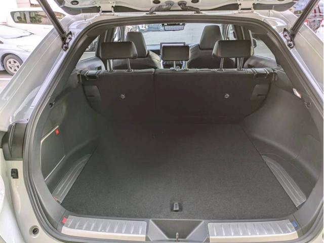 ハリアー Ｚ　調光パノラマルーフ　１２．３インチＴ－Ｃｏｎｎｅｃｔナビ＋３６０カメラ　デジタルインナーミラー＋ドラレコ　ＪＢＬサウンド　ＥＴＣ２．０　ＡＣＣ　ＢＳＭ　カラーヘッドアップディスプレイ　パワーバックドア（42枚目）