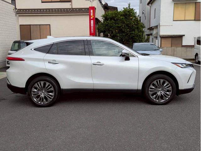 ハリアー Ｚ　調光パノラマルーフ　１２．３インチＴ－Ｃｏｎｎｅｃｔナビ＋３６０カメラ　デジタルインナーミラー＋ドラレコ　ＪＢＬサウンド　ＥＴＣ２．０　ＡＣＣ　ＢＳＭ　カラーヘッドアップディスプレイ　パワーバックドア（48枚目）