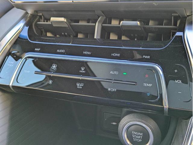 ハリアー Ｚ　ＪＢＬサウンド　１２．３インチＴ－Ｃｏｎｎｅｃｔナビ　デジタルインナーミラー＋ドラレコ　調光パノラマルーフ　カラーヘッドアップディスプレイ　パワーバックドア　ＥＴＣ２．０　ＡＣＣ　ＢＳＭ　パワーシート（16枚目）