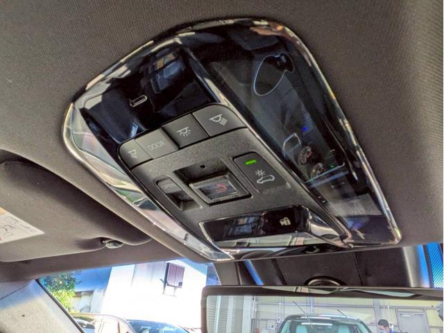 ハリアー Ｚ　ＪＢＬサウンド　１２．３インチＴ－Ｃｏｎｎｅｃｔナビ　デジタルインナーミラー＋ドラレコ　調光パノラマルーフ　カラーヘッドアップディスプレイ　パワーバックドア　ＥＴＣ２．０　ＡＣＣ　ＢＳＭ　パワーシート（24枚目）