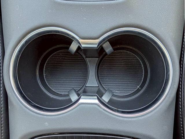 ハリアー Ｚ　ＪＢＬサウンド　１２．３インチＴ－Ｃｏｎｎｅｃｔナビ　デジタルインナーミラー＋ドラレコ　調光パノラマルーフ　カラーヘッドアップディスプレイ　パワーバックドア　ＥＴＣ２．０　ＡＣＣ　ＢＳＭ　パワーシート（27枚目）