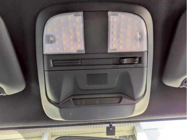 GR86 SZ 6MT GRエアロ アドバンスポーツ18インチAW フジツボマフラー リアフォグランプ ドアミラーヒーター トランクスポイラー サイドウィンドウルーパー 革調シートカバー 純正ナビ プッシュスタート(13枚目)