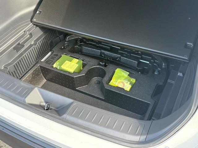 ハリアー S ラッピング施工車 マットブラック 8インチナビ TV ETC2.0 バックカメラ 電動パーキングブレーキ オートホールド オートハイビーム レーダークルーズコントロール ディスプレイオーディオ(37枚目)