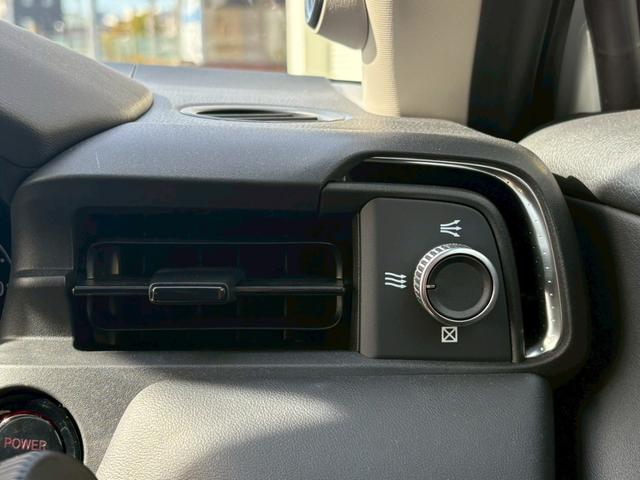 ヴェゼル e:HEV Z 9インチナビTV マルチビューカメラシステム ETC2.0 置き型充電 ブラインドスポットモニター パワーバックドア シートヒーター ステアリングヒーター クルーズコントロール 電動パーキングブレーキ(22枚目)