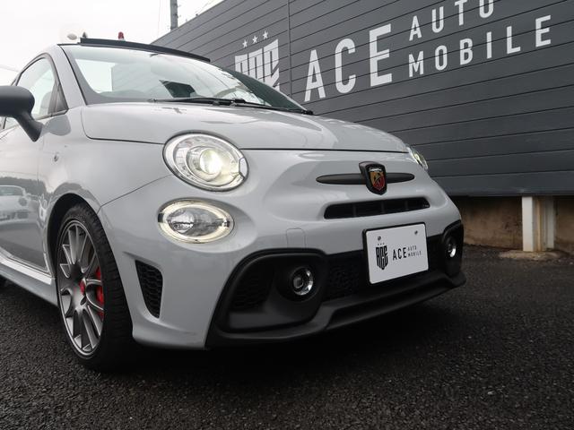 アバルト695C ツーリズモ グリジオカンポボーロ レコードモンツァマフラー KONIサスペンション ブレンボキャリパー BeatsAudio製プレミアムサウンド アップルカープレイ バックカメラ ウインドストップ ETC(2枚目)