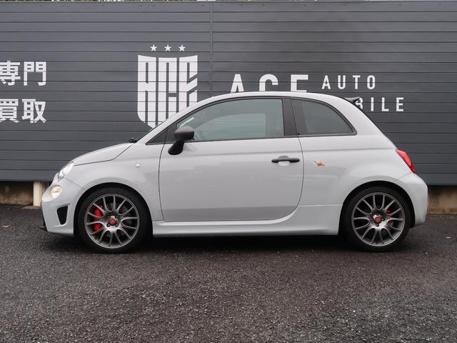 アバルト695C ツーリズモ グリジオカンポボーロ レコードモンツァマフラー KONIサスペンション ブレンボキャリパー BeatsAudio製プレミアムサウンド アップルカープレイ バックカメラ ウインドストップ ETC(18枚目)