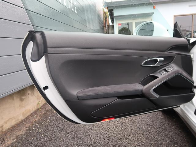 911 911カレラGTS 991.1NAモデル 左ハンドル GTSインテリアPKG シートヒーター スポーツクロノPKG スポーツエグゾースト PASM スポーツデザインステアリング ガーズレッドシートベルト(31枚目)
