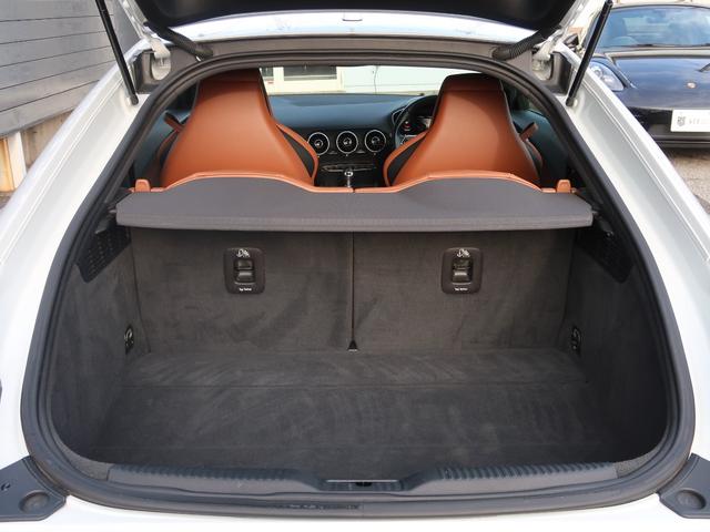 ＴＴクーペ ２．０ＴＦＳＩ　ブラウンファインナッパ革　アシスタンスＰＫＧ　シートヒーター　クルーズコントロール　サイドアシスト　オートホールド　リアシーケンシャルウィンカー　バーチャルコックピット　ナビ　フルセグ　バックカメラ（13枚目）