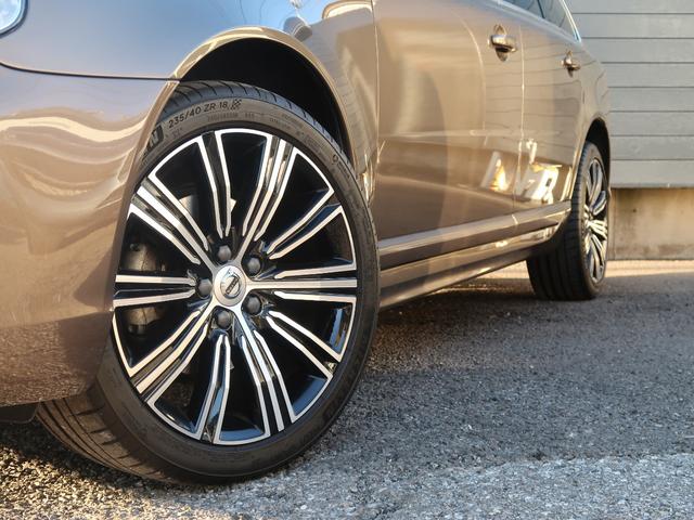 V70 T4 クラシック 最終モデル トワイライトブロンズ ベージュ革 サンルーフ harman/kardon ベンチレーション シートヒーター パワーシート アダプティブクルーズ BLIS 純正ナビ バックカメラ(3枚目)