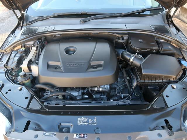 V70 T4 クラシック 最終モデル トワイライトブロンズ ベージュ革 サンルーフ harman/kardon ベンチレーション シートヒーター パワーシート アダプティブクルーズ BLIS 純正ナビ バックカメラ(28枚目)
