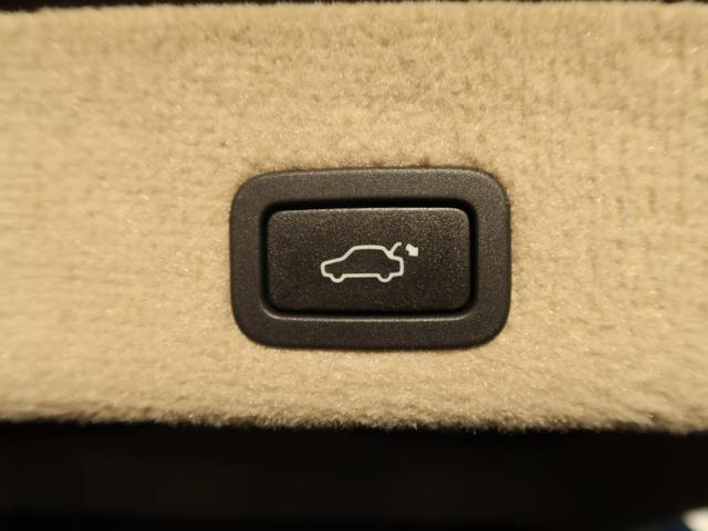 V70 T4 クラシック 最終モデル トワイライトブロンズ ベージュ革 サンルーフ harman/kardon ベンチレーション シートヒーター パワーシート アダプティブクルーズ BLIS 純正ナビ バックカメラ(29枚目)