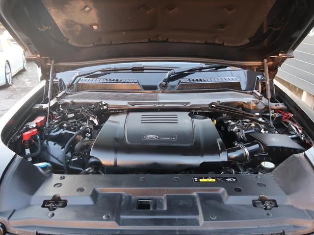 ディフェンダー １１０ダブルオーエディション　７人乗り　背面ラダー　ルーフラック　ルーフレール　サイドステップ　エアサス　ＡＣＣ　ＢＳＭ　シートヒーター　ステアリングヒーター　マッドフラップ　ナビ　全周囲カメラ　ブラックライノホイール４本付属（28枚目）