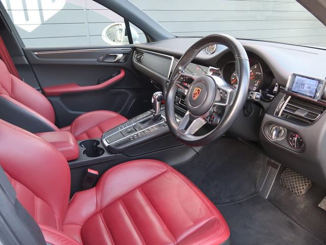 マカン マカンGTS キャララホワイト パノラマサンルーフ BOSEサウンド スポクロ スポエグ スモーカーPKG 赤革 シートヒーター PASM エントリードライブ ACC PCMナビ 全周囲カメラ RSスパイダーAW(36枚目)