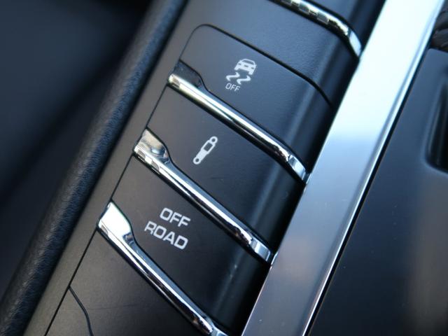 マカン マカン スポクロ アダプティブスポーツシート 黒革 18WAYパワーシート ベンチレーション シートヒーター レッドシートベルト BOSE エントリードライブ ACC スモーカーPKG ジェットブラックM(30枚目)